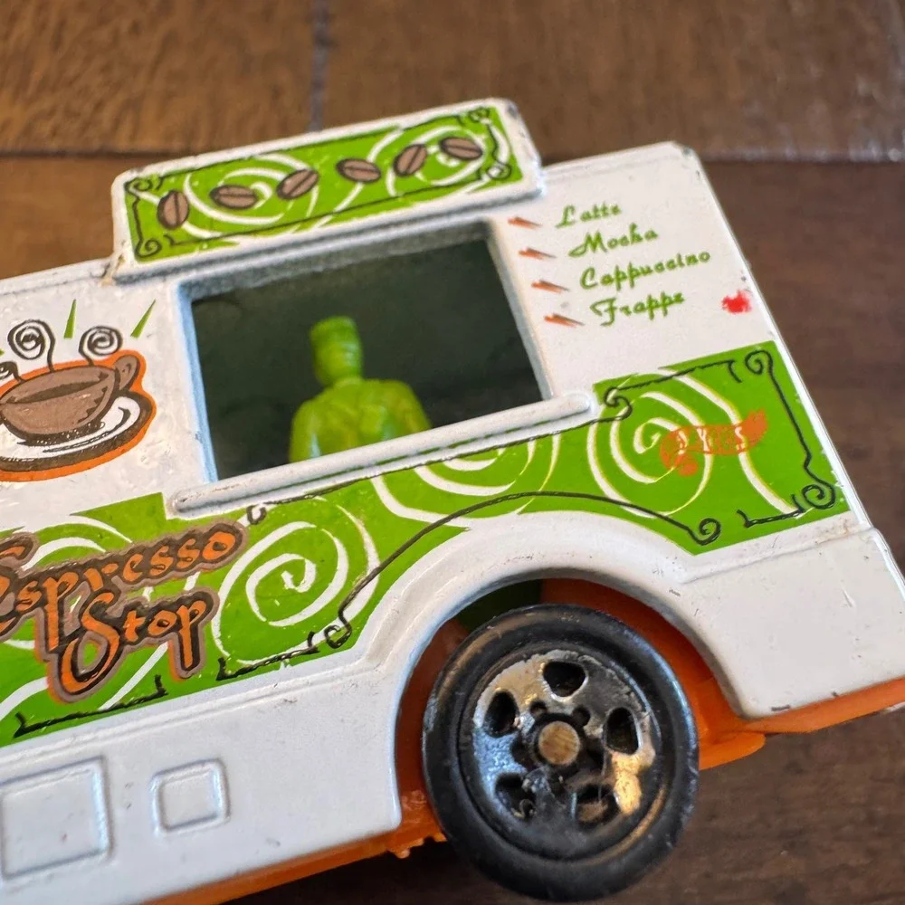 Hot Wheels Quick Bite Food Truck Espresso Stop White Coffee Van 1983 Mattel